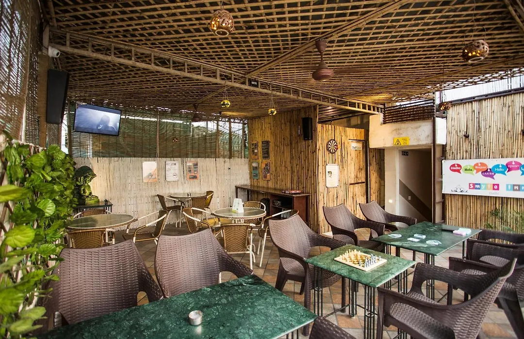 Smyle Inn - Comfort & Value Near New Delhi Railway Station - Since 1998-1