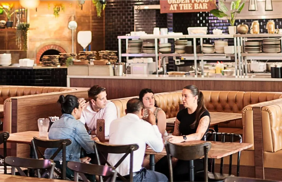 Holiday Inn Warwick Farm By Ihg-1