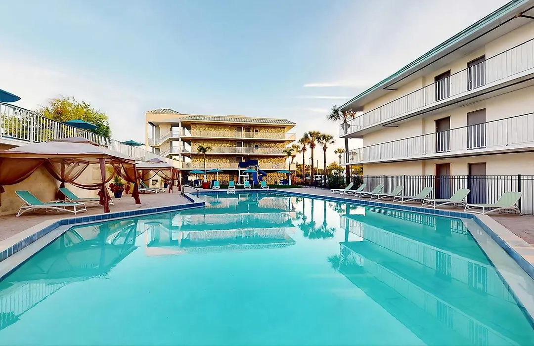Park Royal Orlando-1