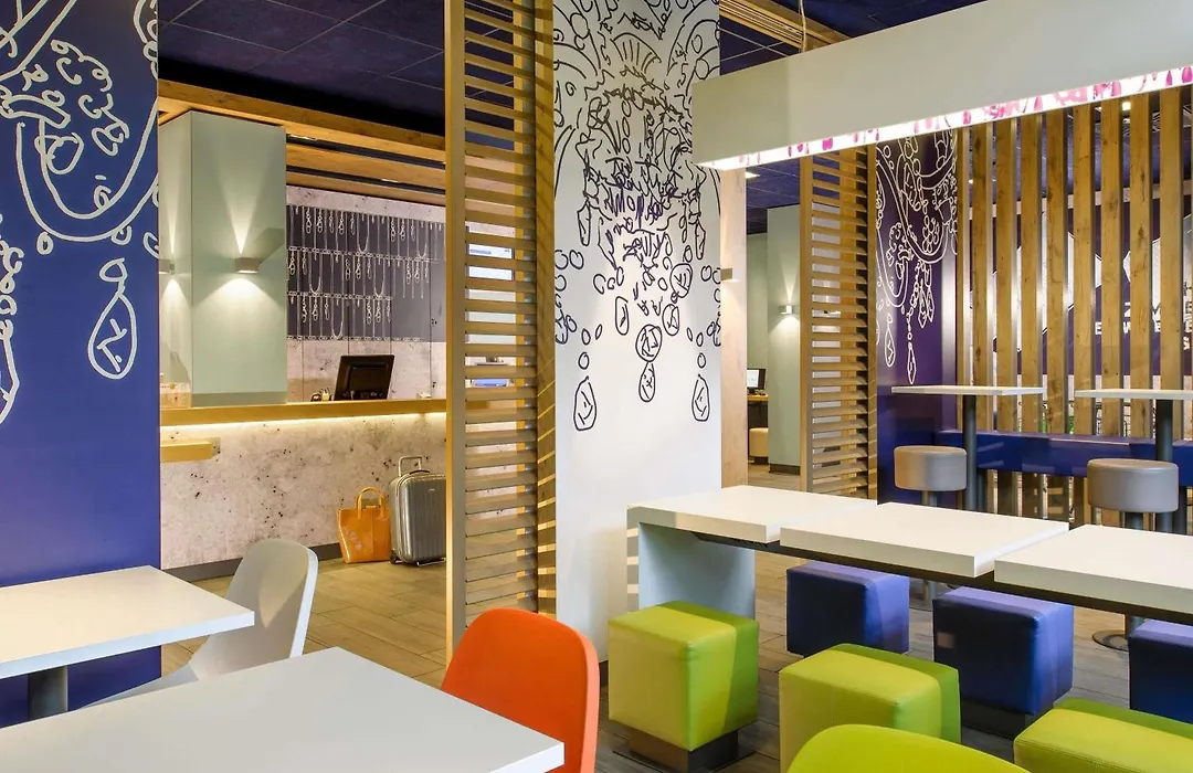 Ibis Budget Saint-Omer Centre-1