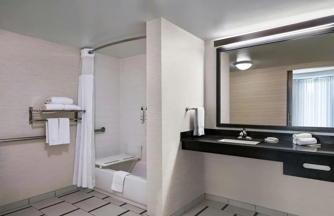 Fairfield Inn & Suites By Marriott Los Angeles Lax/El Segundo-1