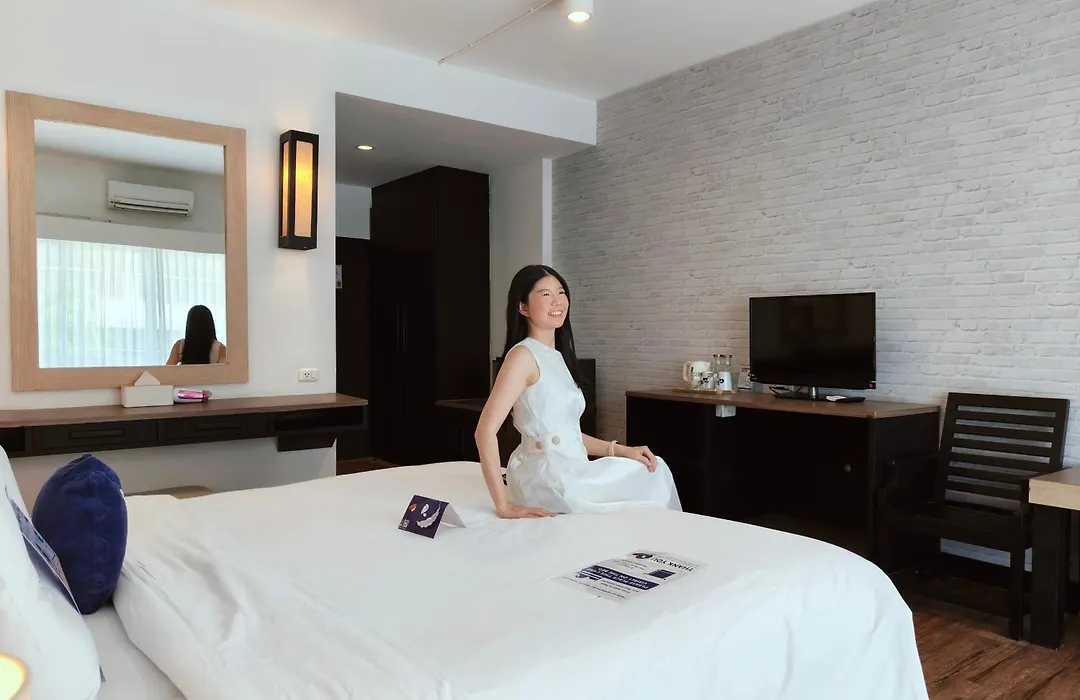 Kokotel Pattaya South Beach-1