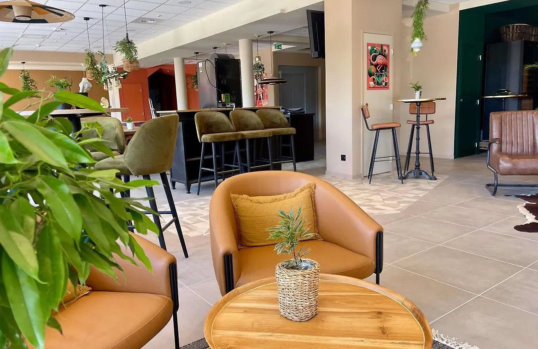 Ibis Budget Saint-Martin-De-Crau Porte De Camargue-1