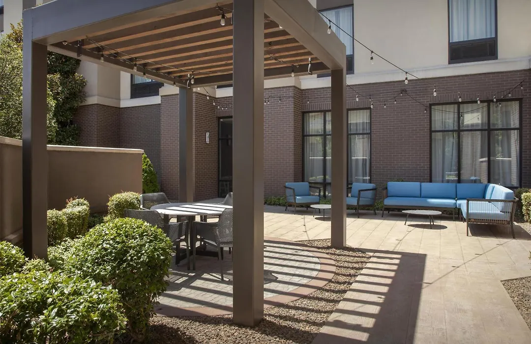 Hampton Inn Louisville East Hurstbourne-1
