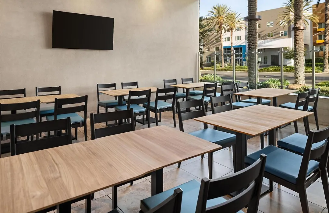Hyatt House At Anaheim Resort/Convention Center-1
