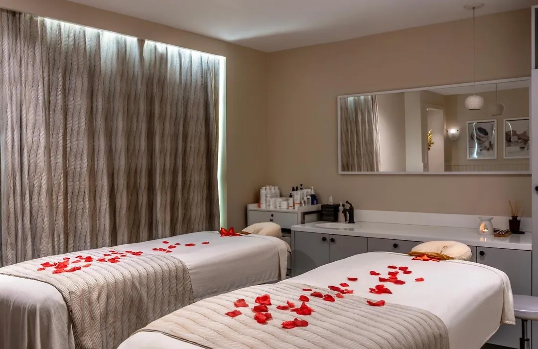 Warwick Paradise Island Bahamas (Adults Only)-1