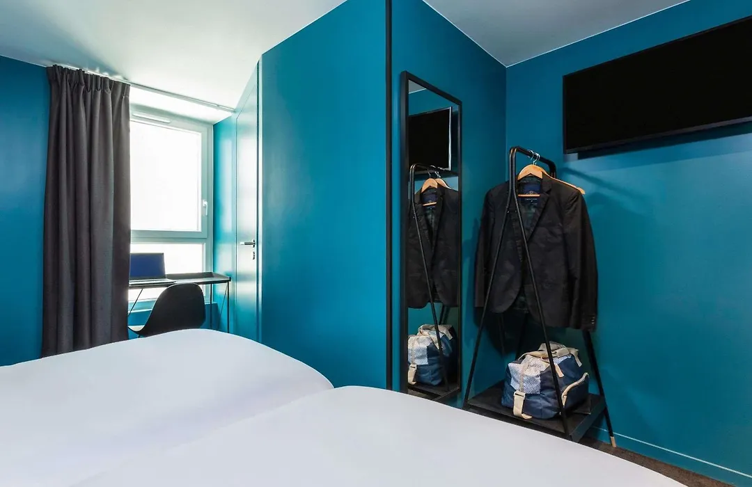 Ibis Styles Paris Gare De L'Est Magenta-1