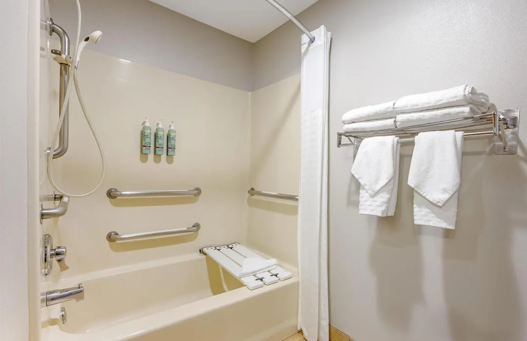 Best Western Cascade Inn & Suites-1