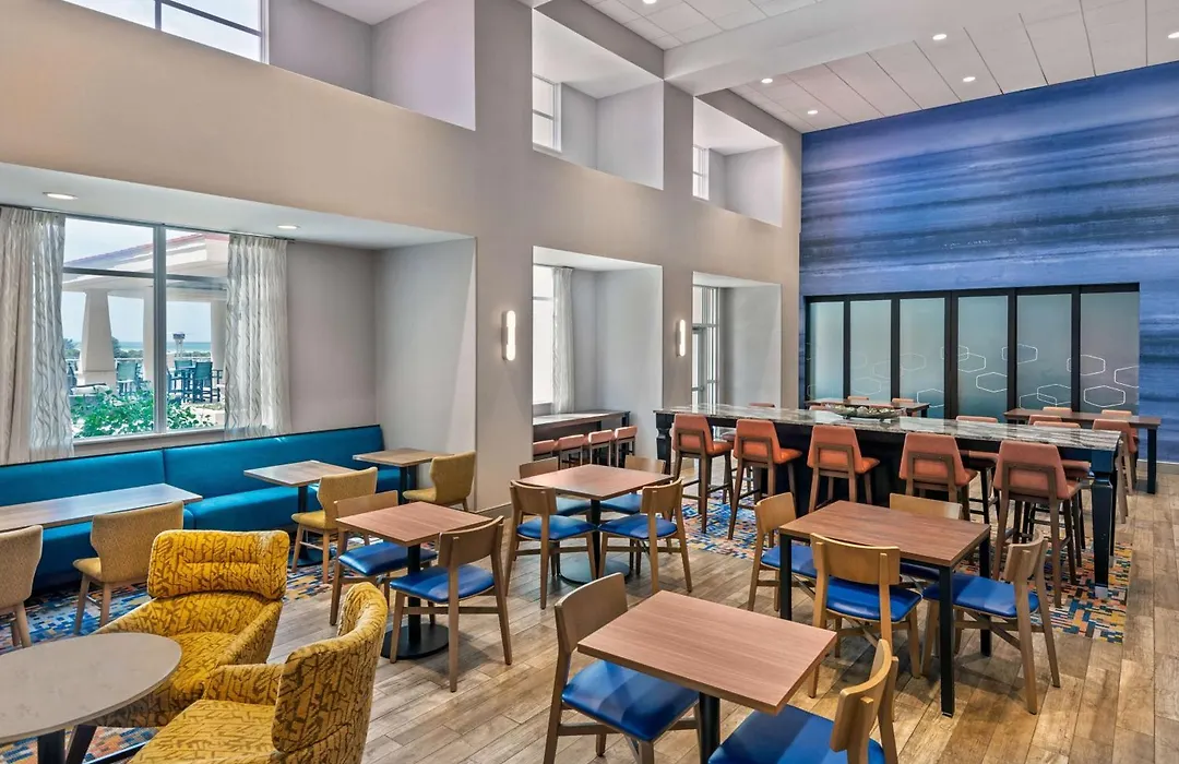 Hampton Inn And Suites Clearwater Beach-1