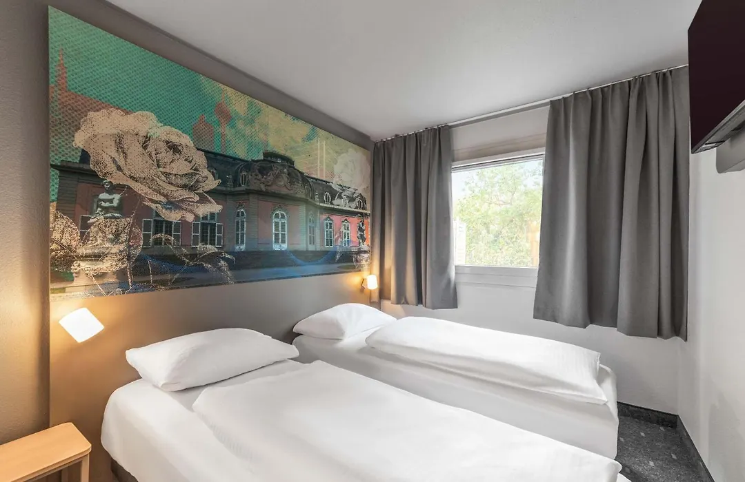 ibis budget Duesseldorf Hilden-1