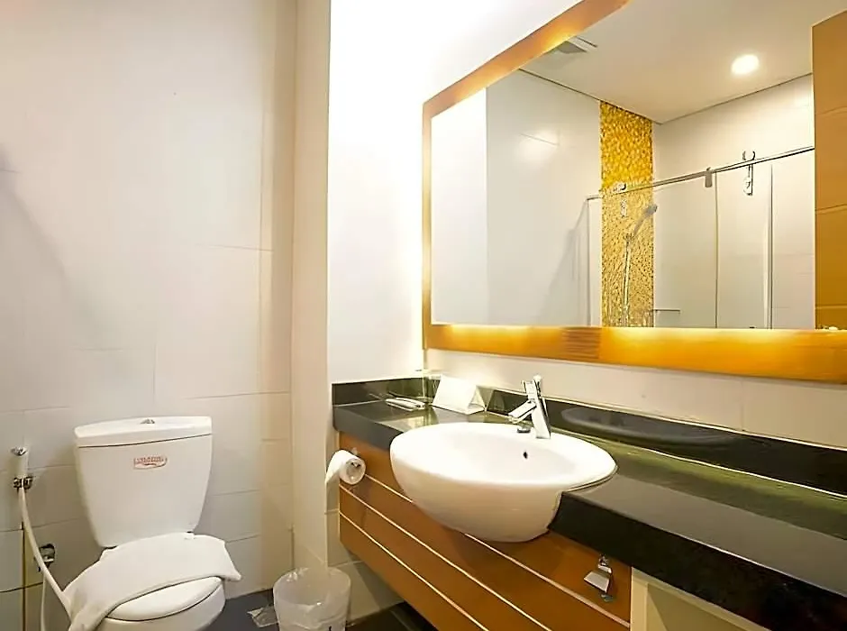 Life Hotel Sudirman Surabaya-1