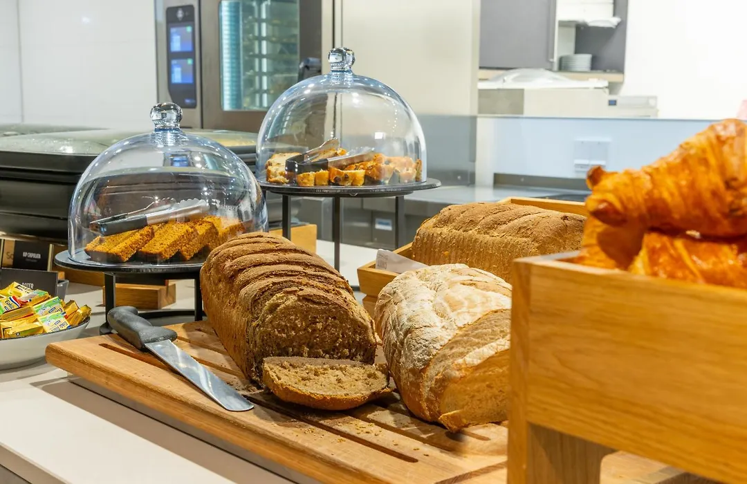Ibis Tilburg-1