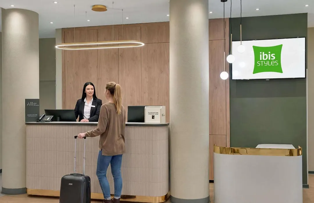 Ibis Styles Budapest Heroes Square-1