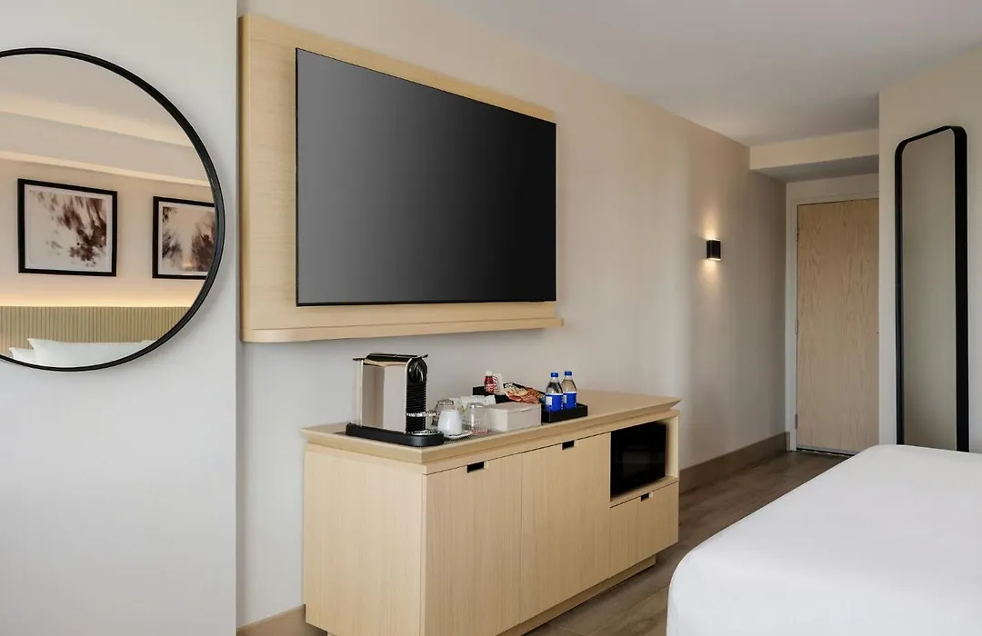 Red Roof Inn Plus+ Vancouver Airport-1