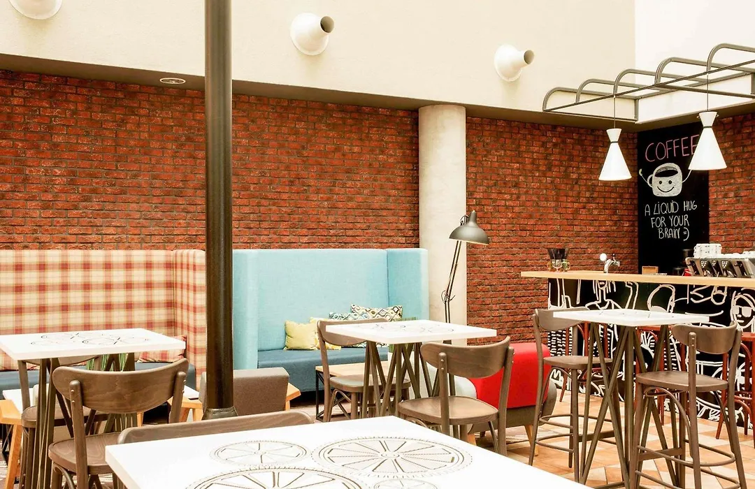 Hotel Ibis Lodz Centrum-1