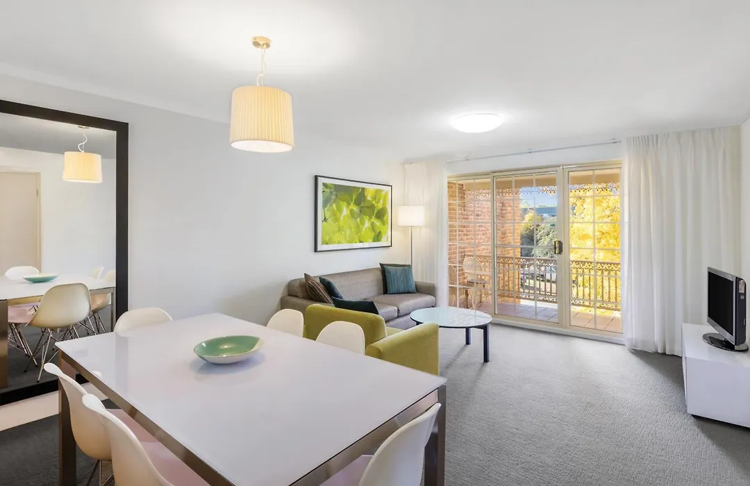 Kingston Gardens Serviced Apartments-1