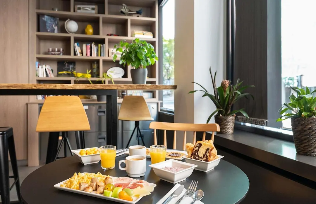 Ibis Geneve Centre Gare-1