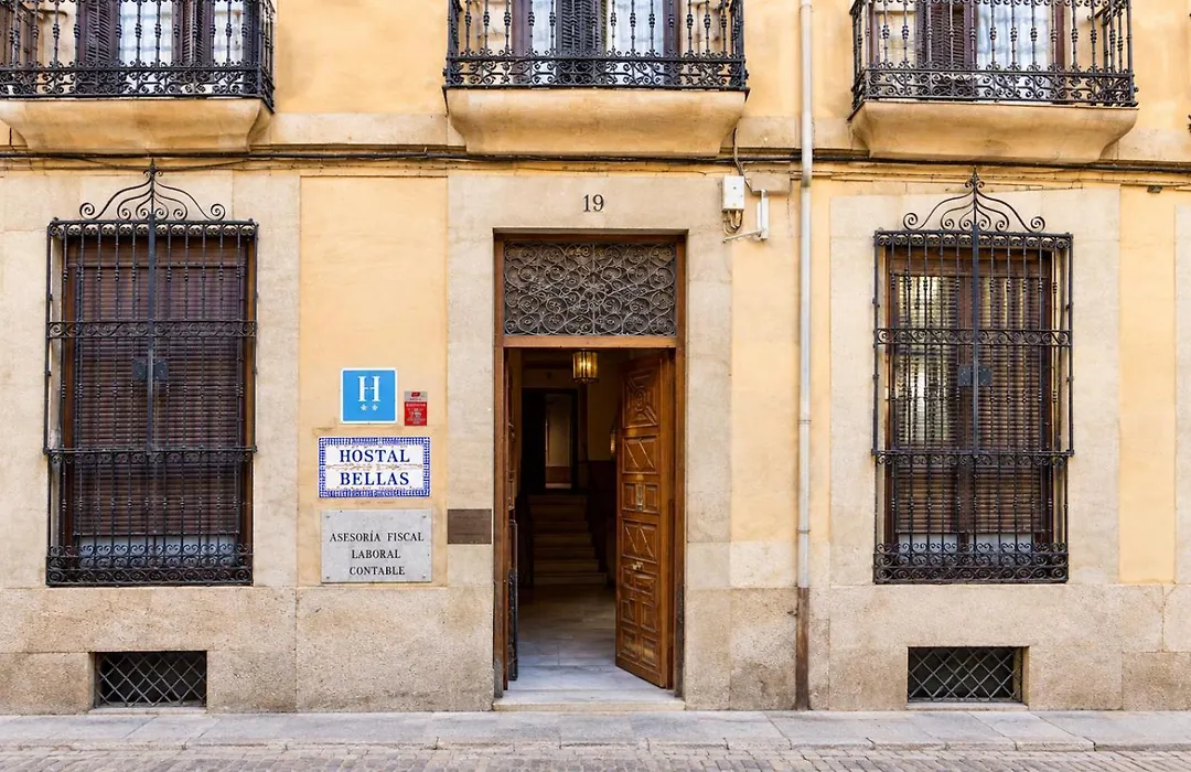 Hostal Bellas-1