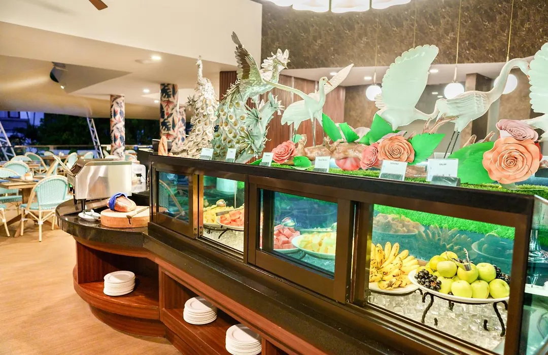 Prime Plaza Suites Sanur - Bali-1