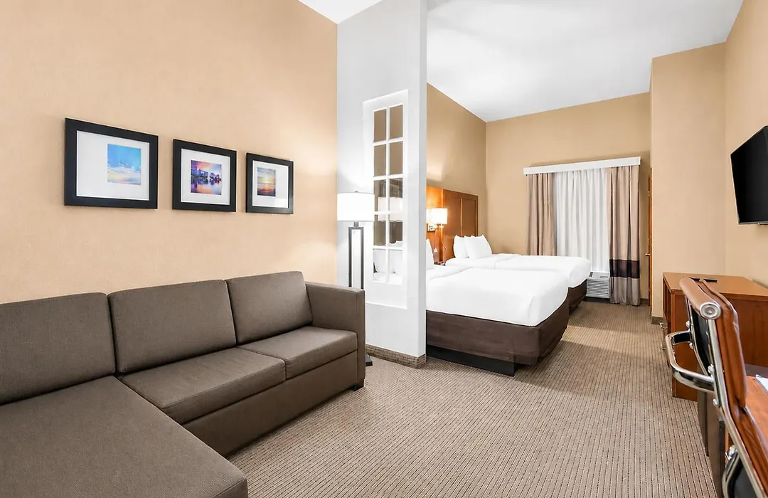Comfort Suites Orlando International Airport-1