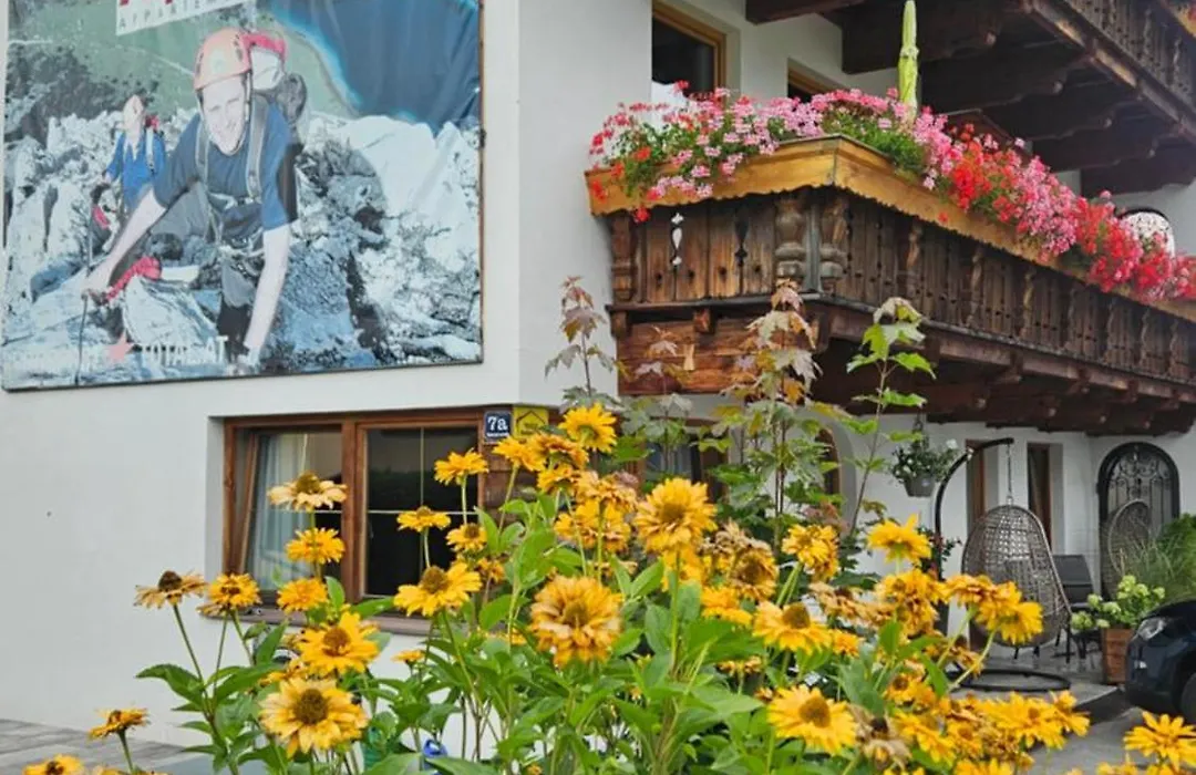 Haus Alpenblick-1