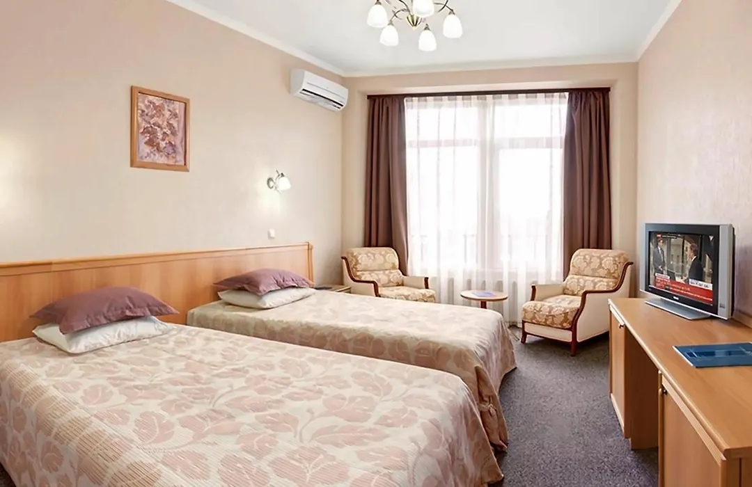 Готель Дніпро Dnipro Hotel-1