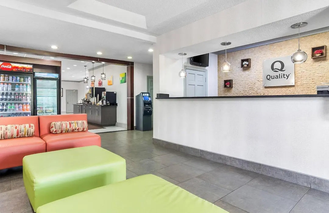 Quality Inn & Suites Greenville - Haywood Mall-1
