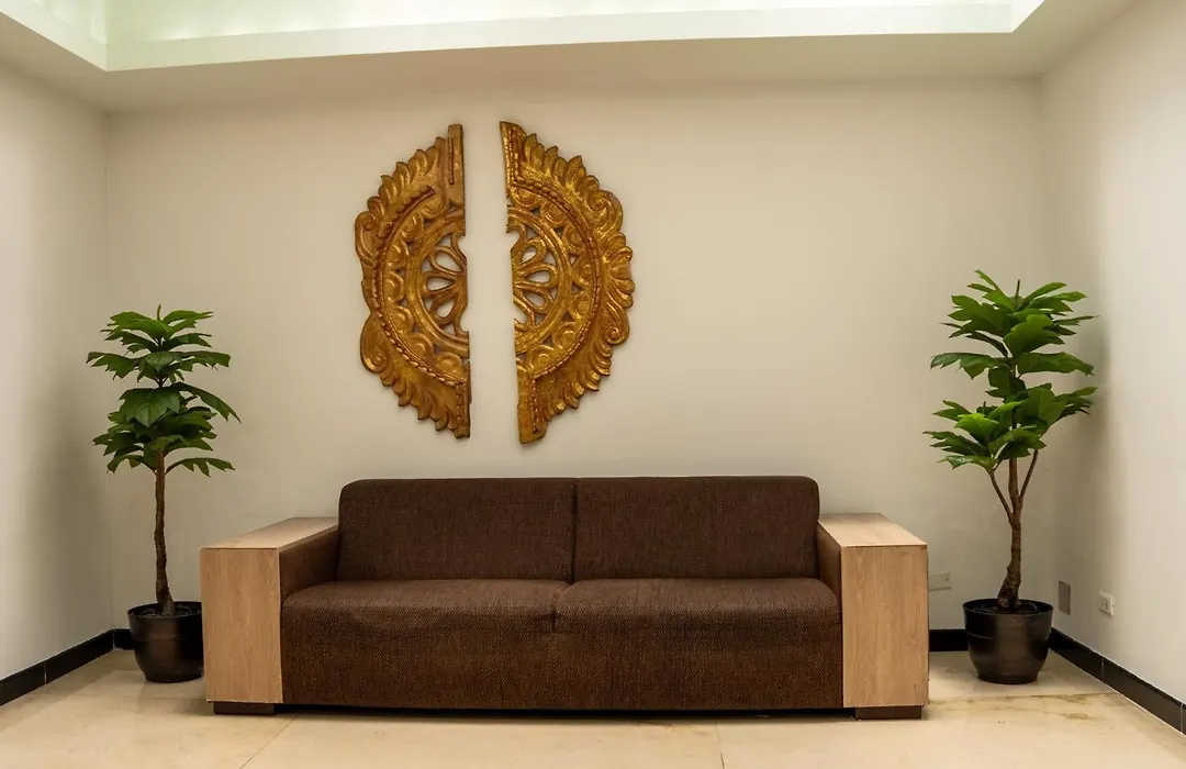 Richmond Suites Hotel-1