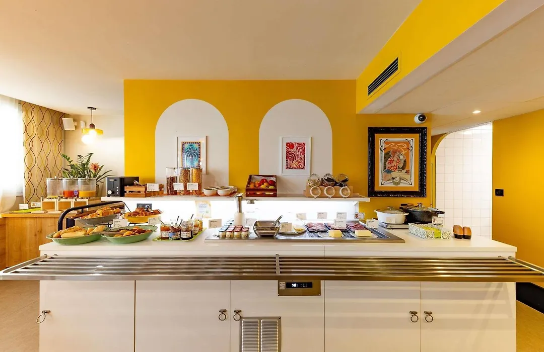 Ibis Styles Marseille Centre Prado Place Castellane-1