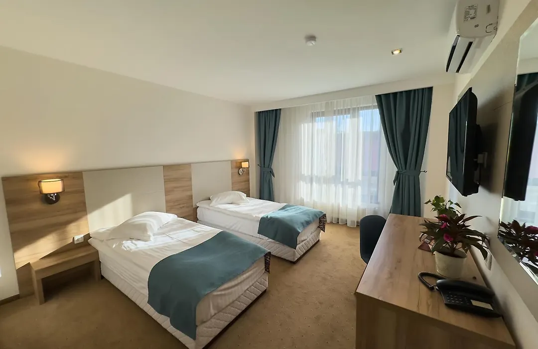 Hotel Regal-1