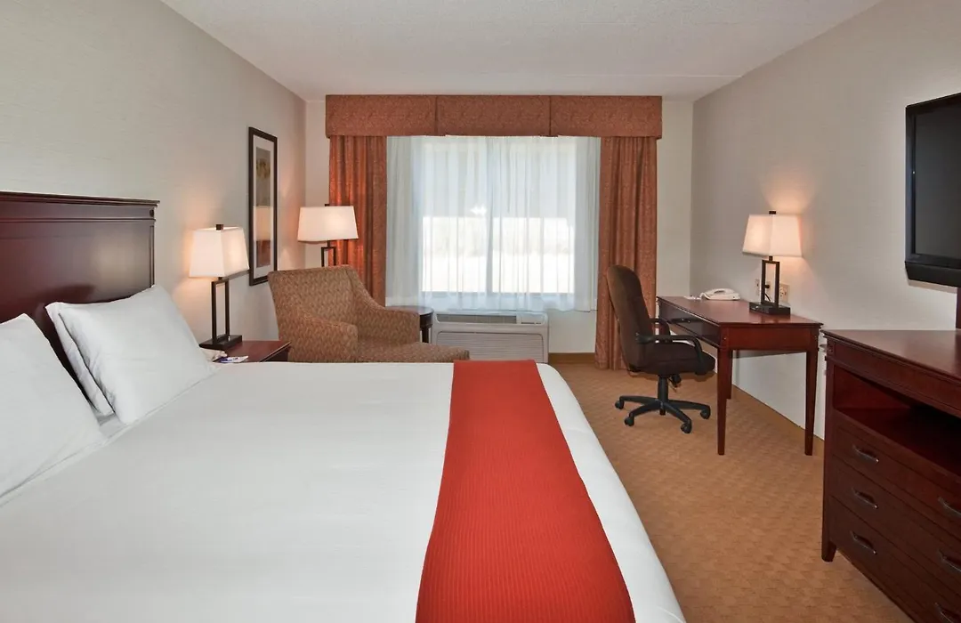 Holiday Inn Express Hotel & Suites Brockville By Ihg-1