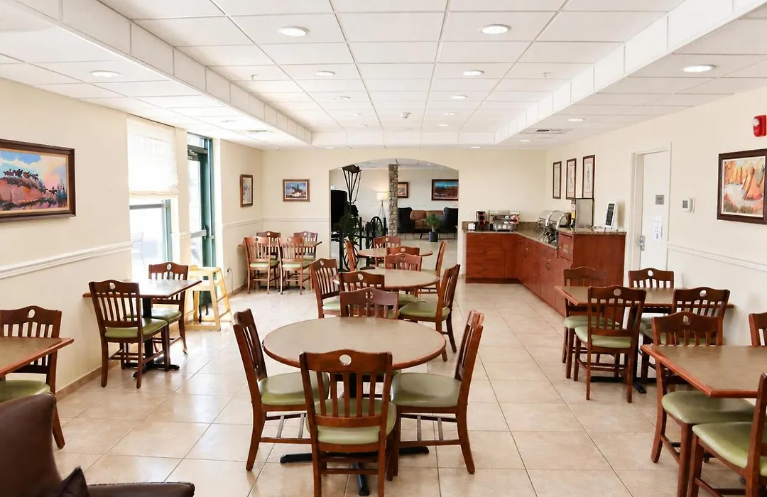 Boothill Inn And Suites-1