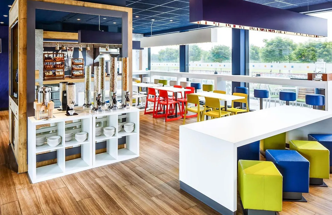 Ibis Budget Hotel Edinburgh Park-1
