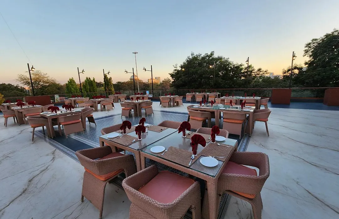 Hotel Aram-1