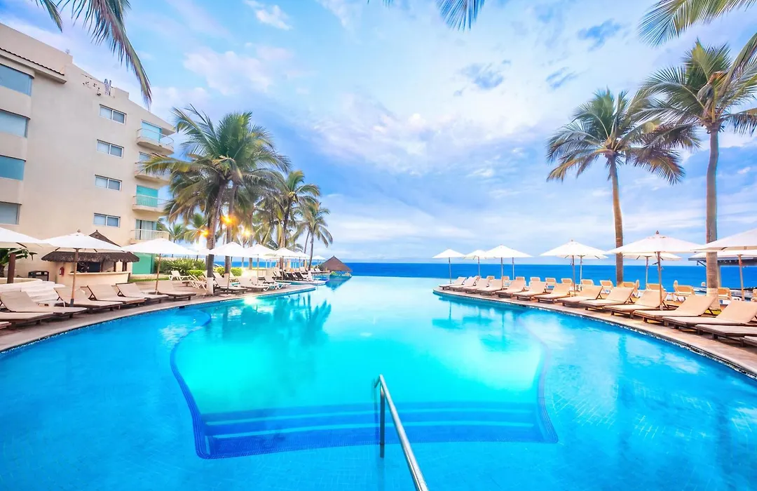 Krystal Grand Nuevo Vallarta-1
