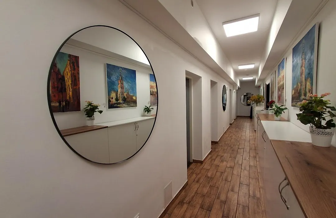 Cracow Central Aparthotel-1