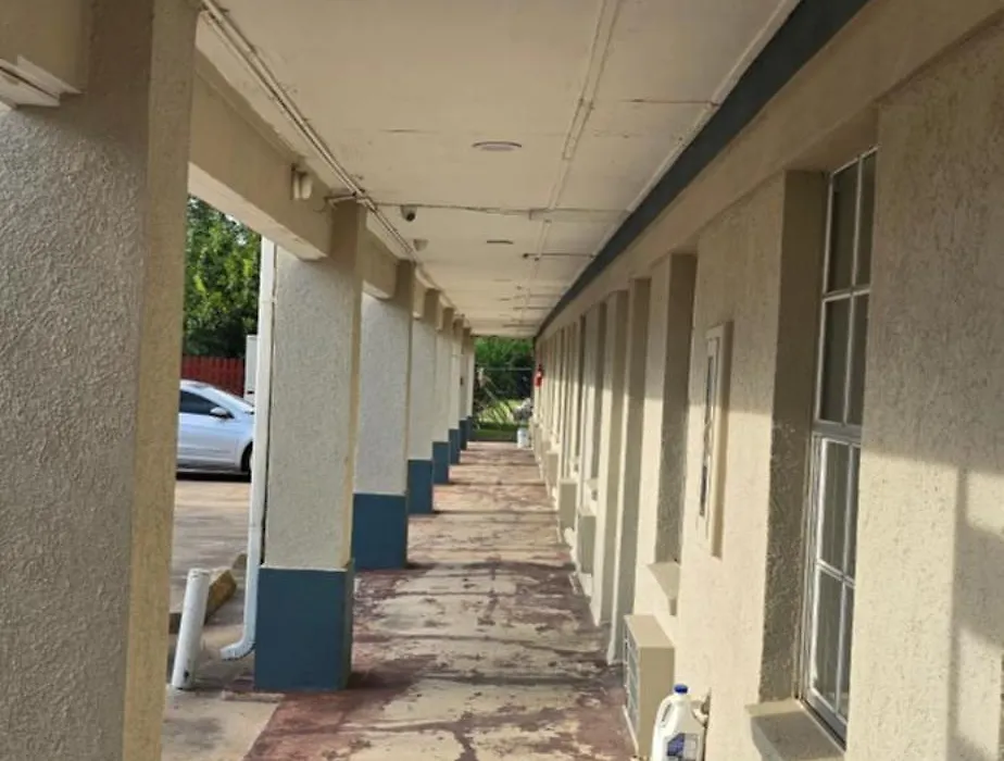 Maxim III Motel-1