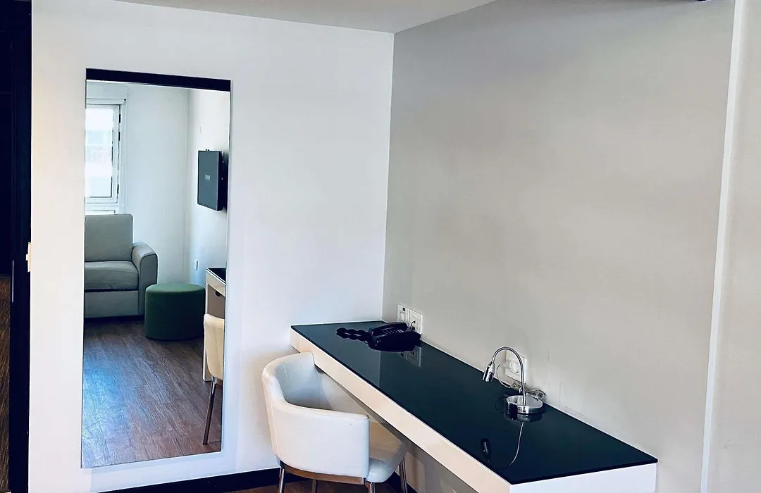 Ibis Styles Montevideo Biarritz-1