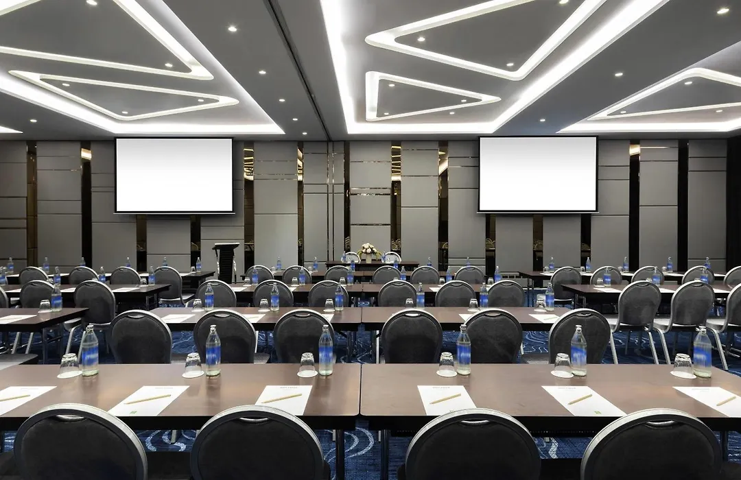 Ibis Styles Bangkok Ratchada-1