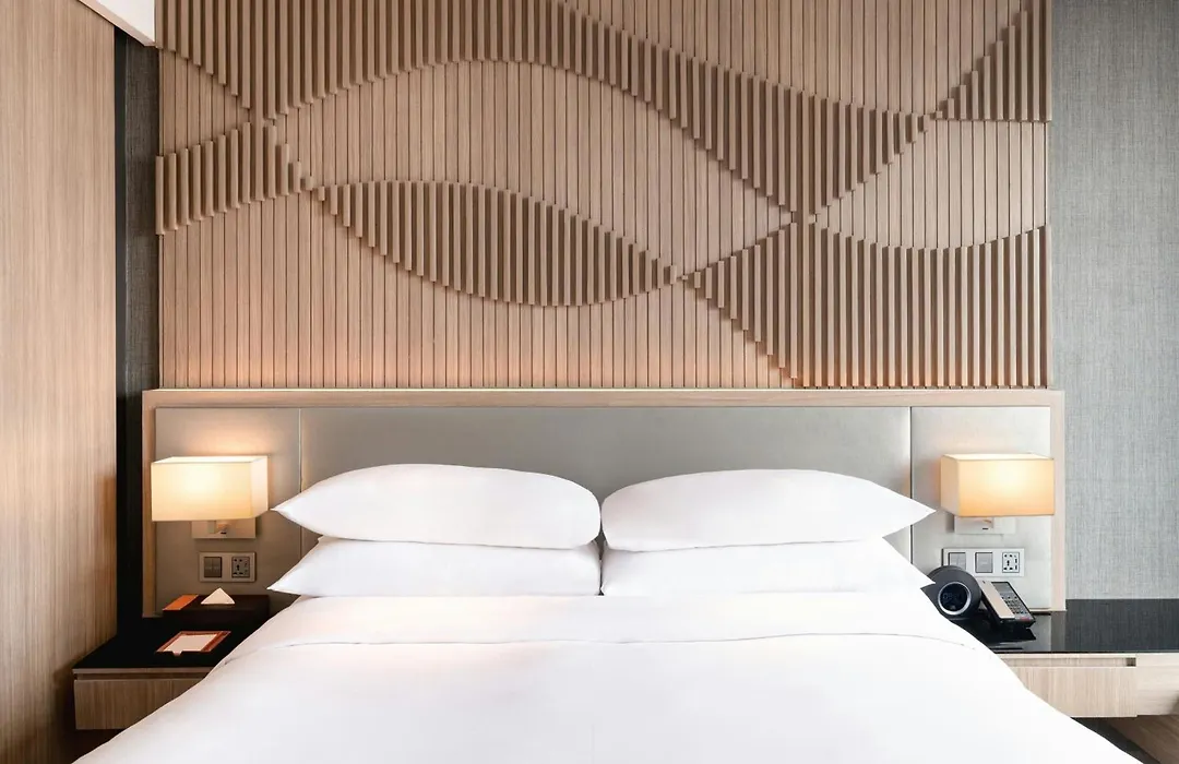 Courtyard By Marriott Phnom Penh-1