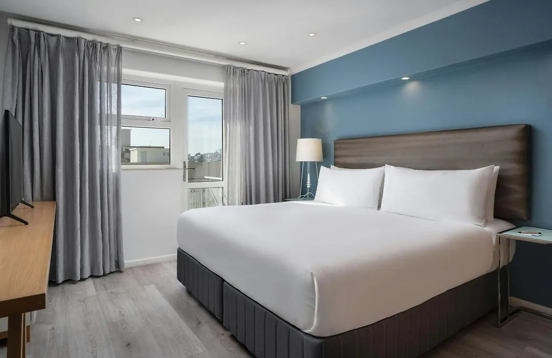 Protea Hotel By Marriott Cape Town Sea Point-1
