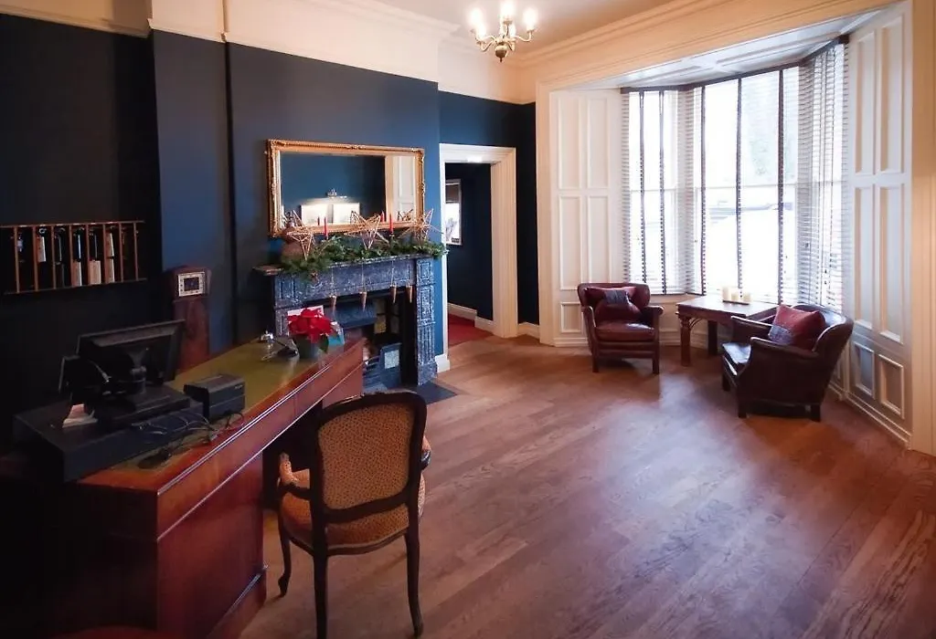 Eslington Villa-1