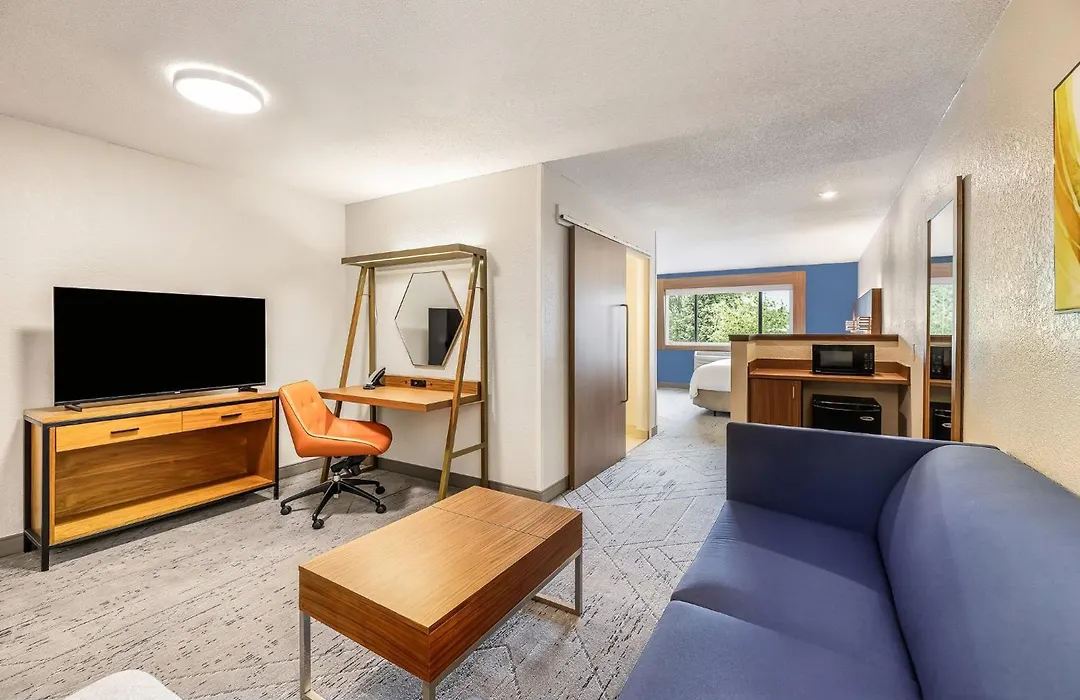 Holiday Inn Express & Suites Minneapolis - West End By Ihg-1