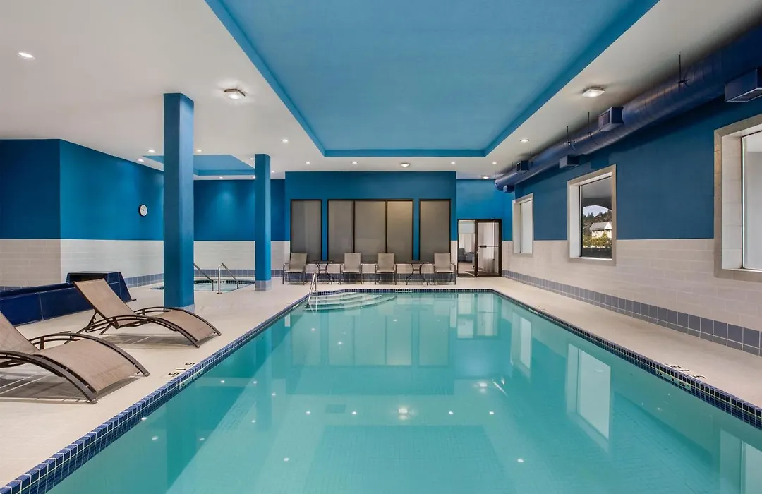 Hampton Inn By Hilton Kamloops-1