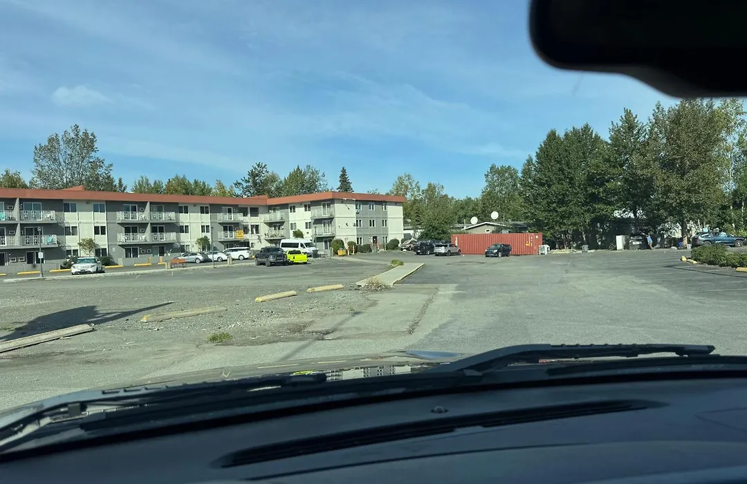 Americas Best Value Inn & Suites Anchorage Airport-1