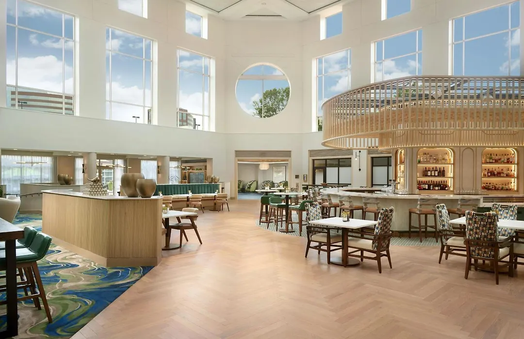 Renaissance Charlotte Southpark Hotel-1