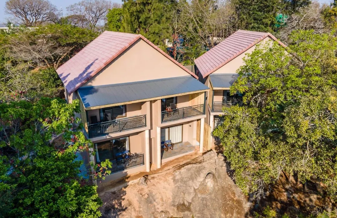 Umbhaba Eco Lodge-1