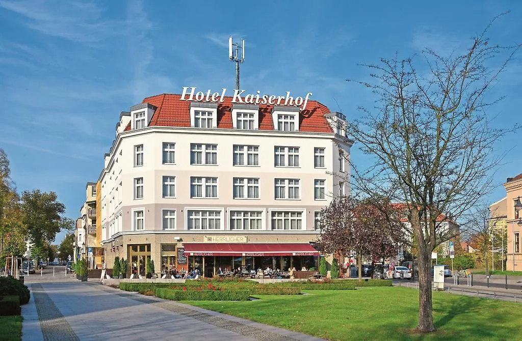 Hotel Kaiserhof-1