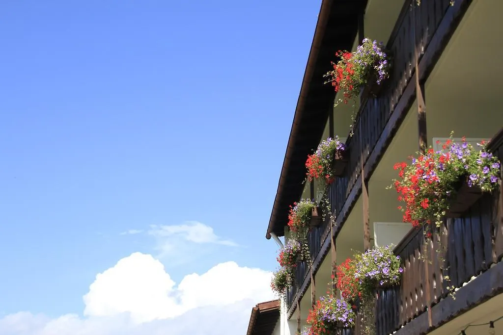 Hotel Alpenblick Berghof-1