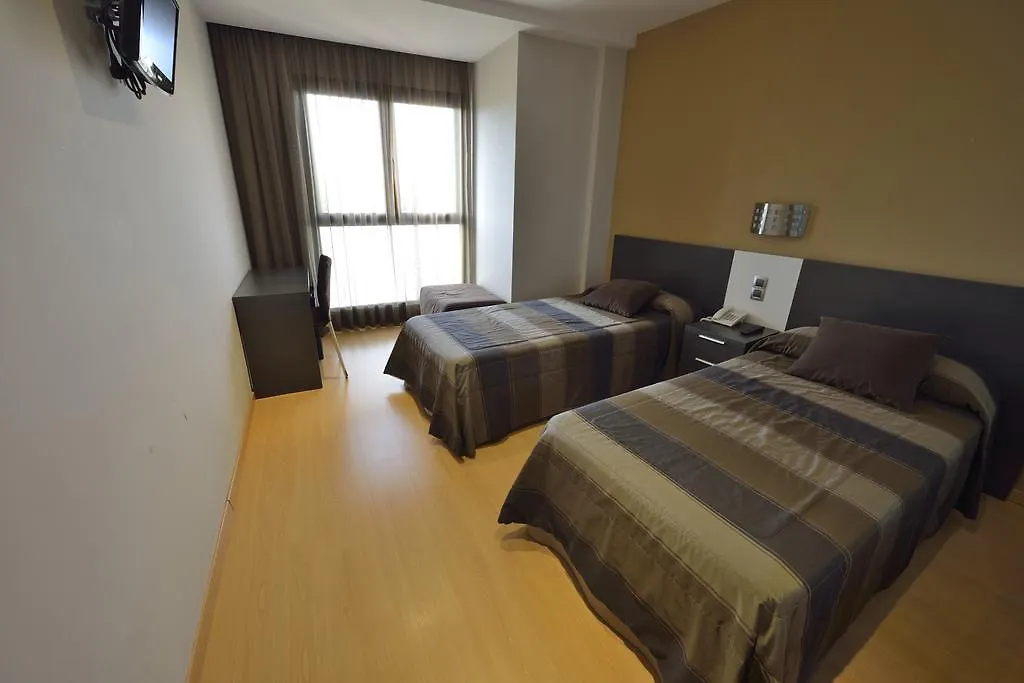 Hotel Ciutat D'Amposta-1
